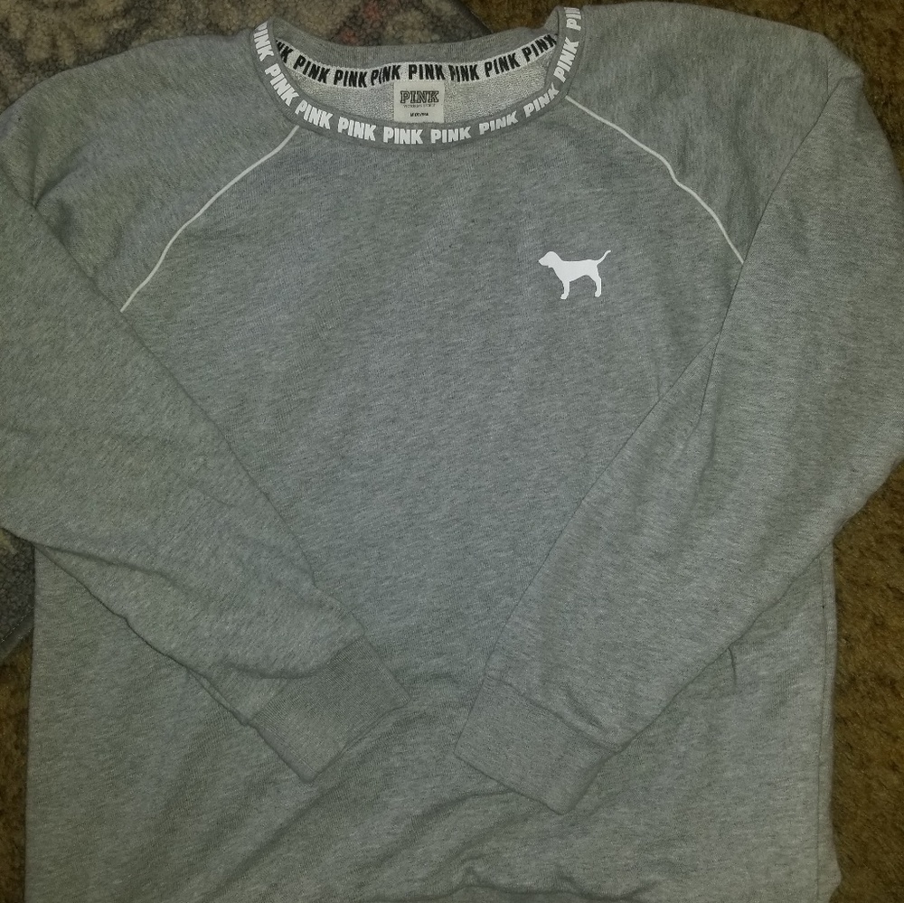 Woman's VS pink sweatshirt medium